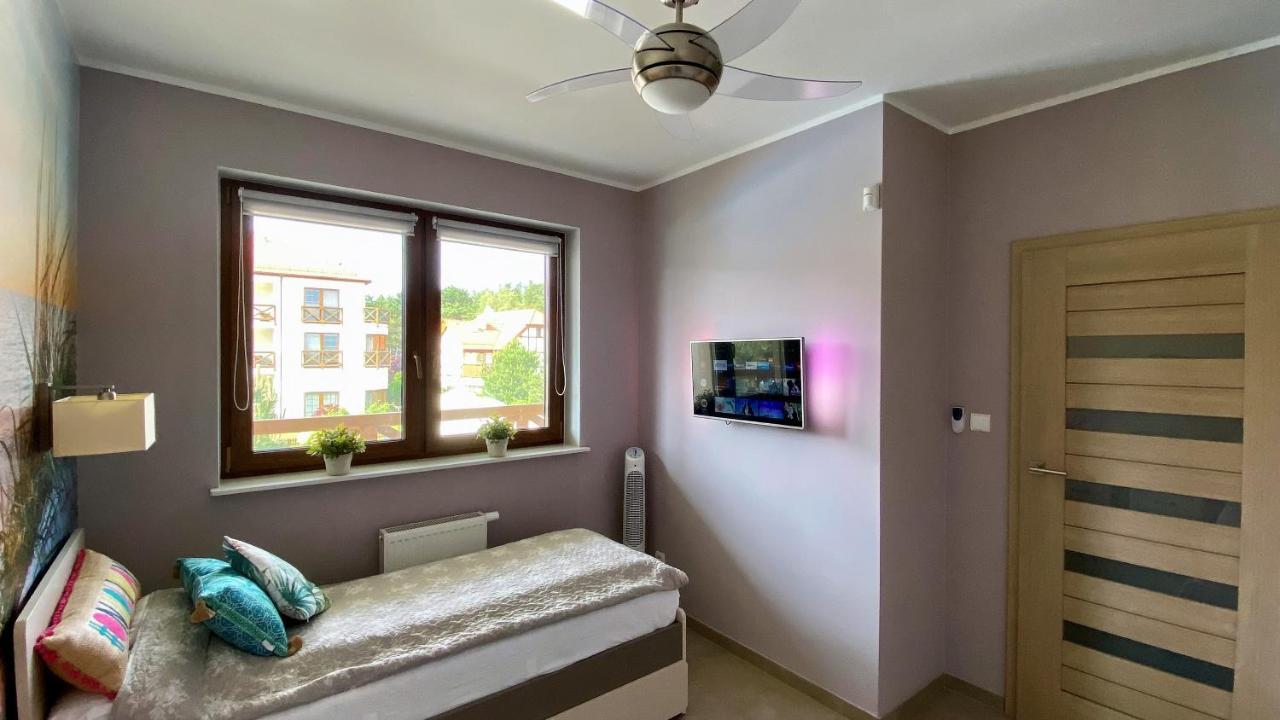Apartament Plaza 7 - Rezydencja Nadmorska Rogowo ロゴボ エクステリア 写真